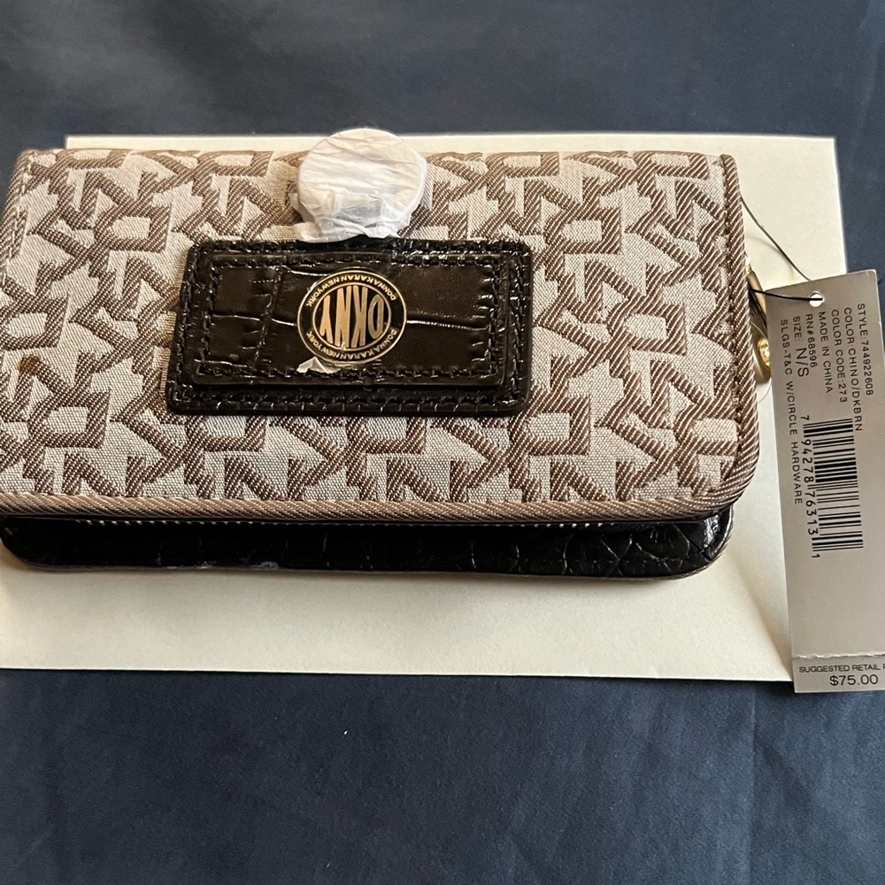 DKNYC Black and Cream Wallet